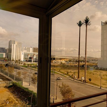 Nouveau Appartement Au Plein Centre Ville En Face Hilton & La Gare De Train Tgv M2 Tanger Zewnętrze zdjęcie